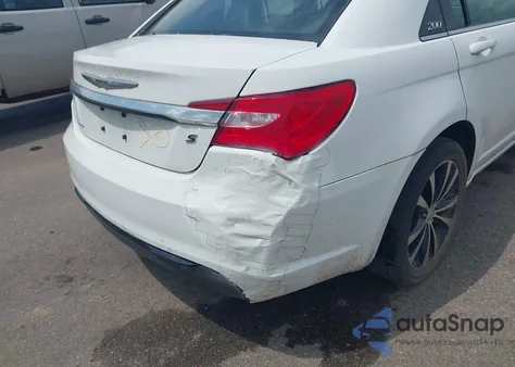 2014 Chrysler 200 Limited z USA, uszkodzony, nr VIN 1C3CCBCG9EN151944